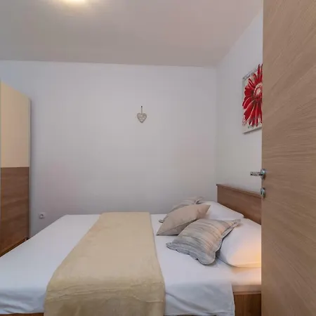 Nives Apartment Trogir