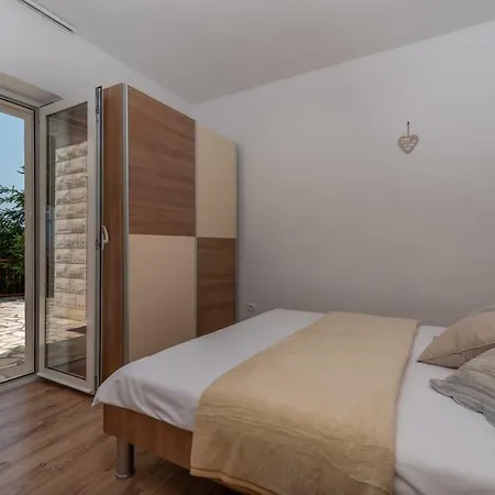 Nives Apartment Trogir
