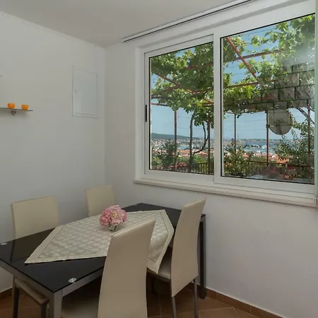 Nives Apartment Trogir