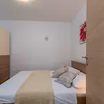 Nives Apartament Trogir