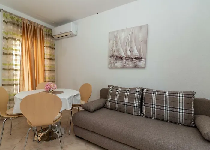 Nives Apartmán *
