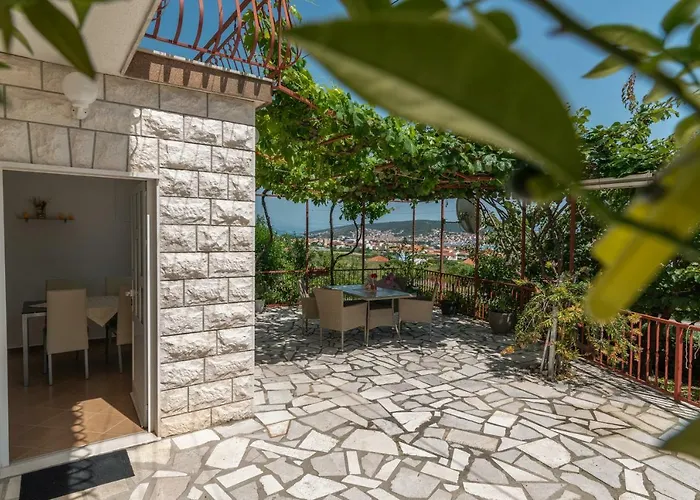 Nives * Trogir
